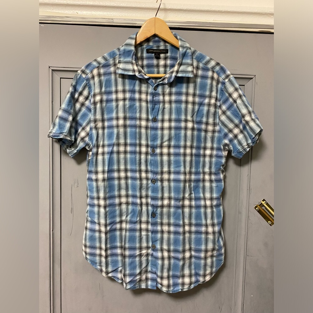 John Varvatos Short-Sleeved Printed
Button-Down Shirt - Size M